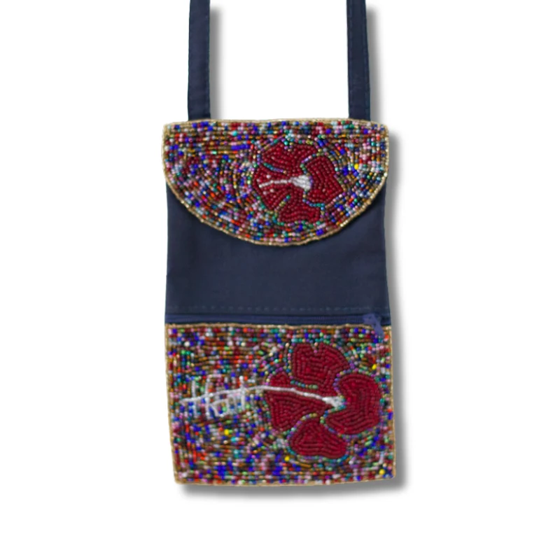 Pochette téléphone en tissu et perles - artisanat haïtien
