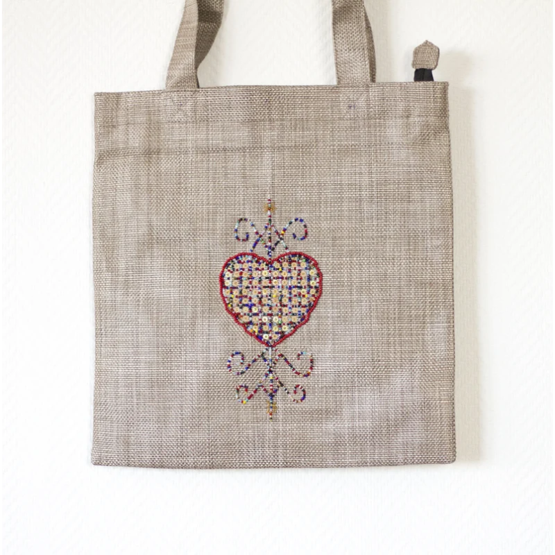 Tote bag Vèvè Erzulie - broderie perles, artisanat haïtien
