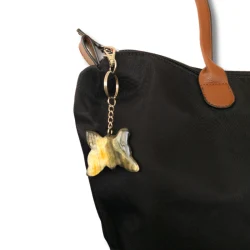 Porte-clés - bijoux de sac en corne naturelle- artisanat haïtien 2