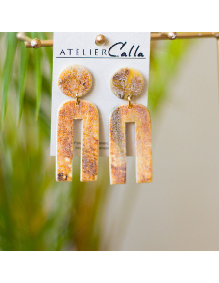 Boucles d'oreilles en corne – Fait main, Haïti