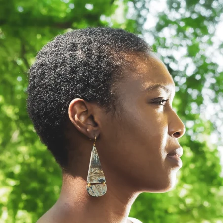 Boucles d'oreilles pendantes LAMI -artisanat haïtien