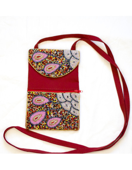 Pochette bandoulière perlée rouge - artisanat haïtien